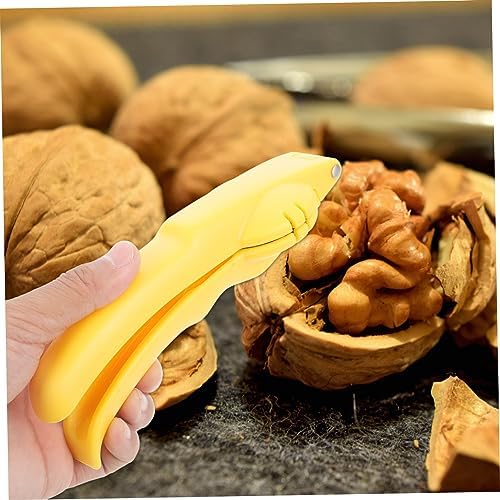 PRETYZOOM Multi-Use Nut Cracker with Squeezer and Cutter