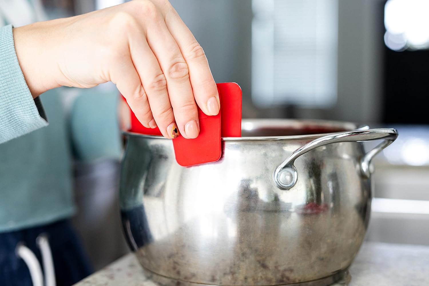 Arlig Clip On Pasta Strainer Universal Fit for Pots and Bowls