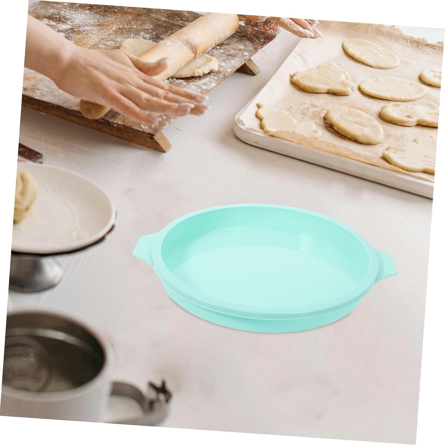 Red Enamel Roasting Pan with Non-Stick Surface