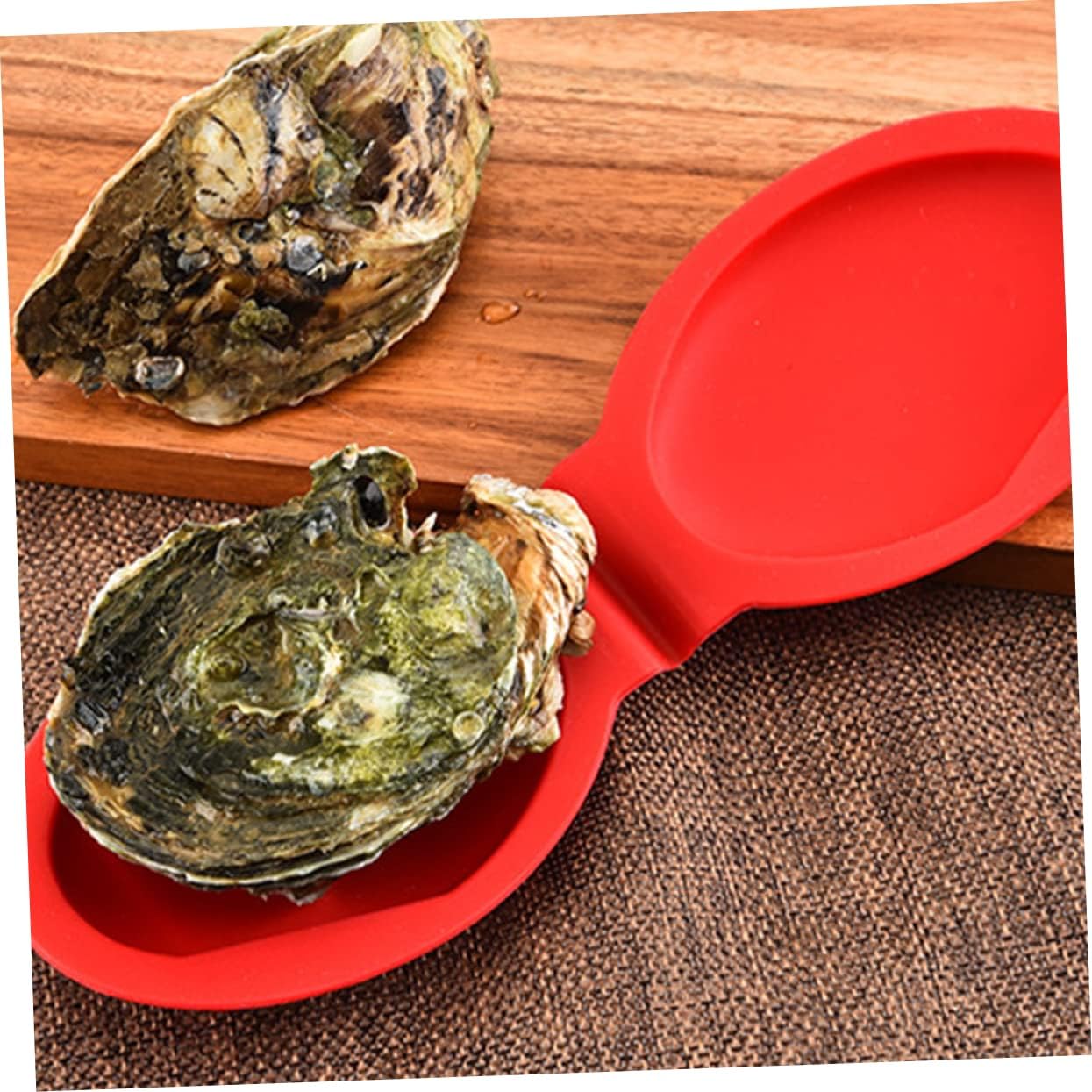 LIFKOME 2 Pcs Oyster Shucking Hand Clips with Silicone Clamps and Seafood Holders