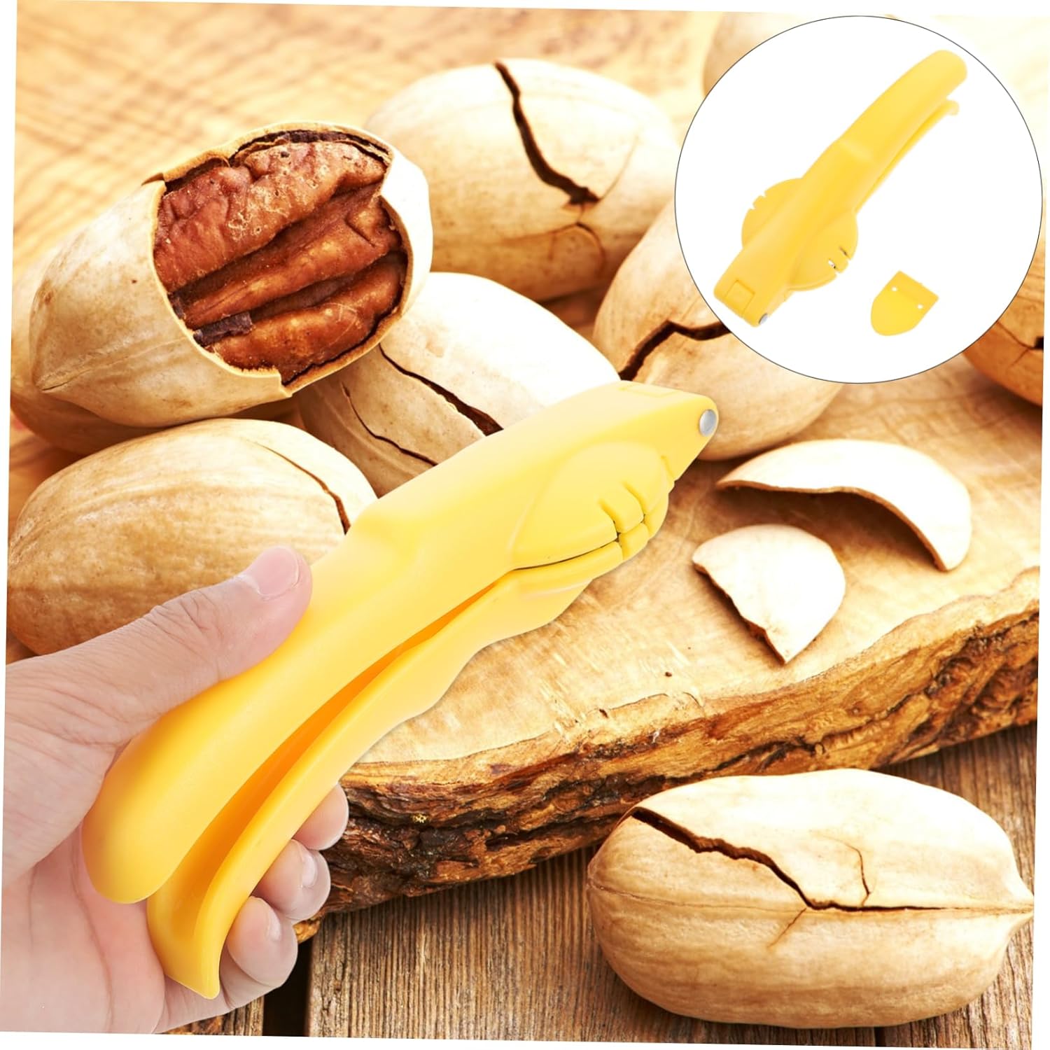 PRETYZOOM Multi-Use Nut Cracker with Squeezer and Cutter